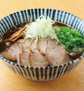 チャーシュー麺(醤油)980円(税込)