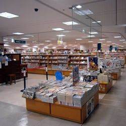 ジュンク堂書店 5F